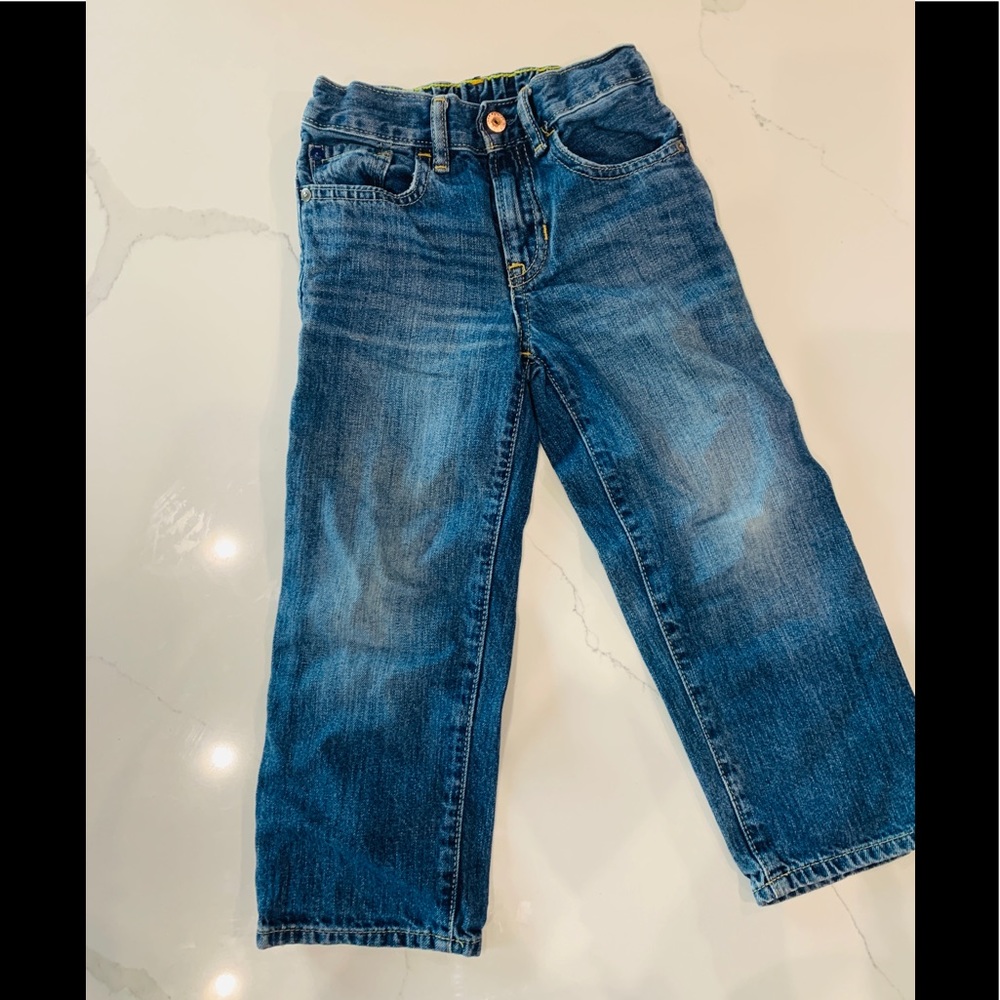 Gap loose jeans with elastic waistband. Sz 4